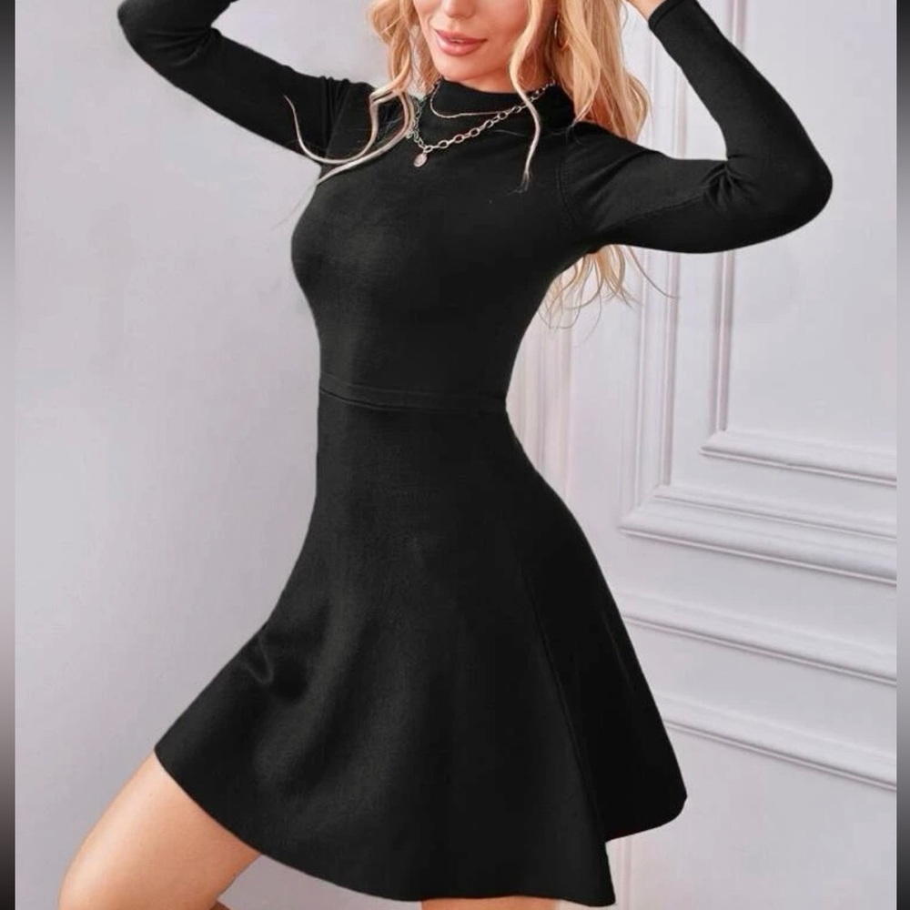 Red knit sweater skater mini dress - long sleeves - Picture 3 of 14